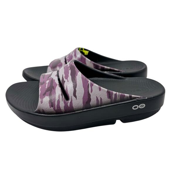 NEW Oofos Ooahh Slide Sandals Womens 6 Limited Edition Purple Camo Recovery - Picture 2 of 6